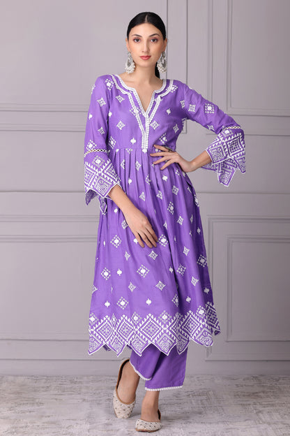 Lilac Scallop Embroidered Kurta Set