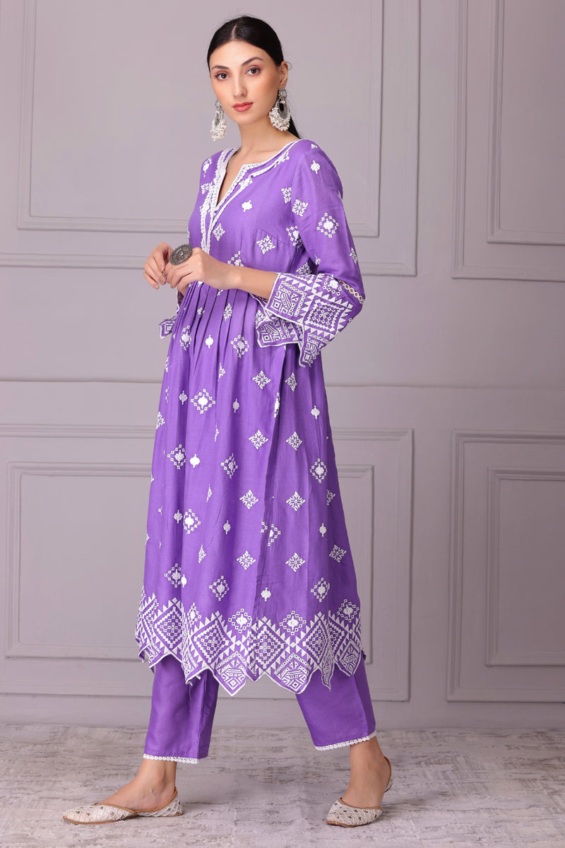 Lilac Scallop Embroidered Kurta Set