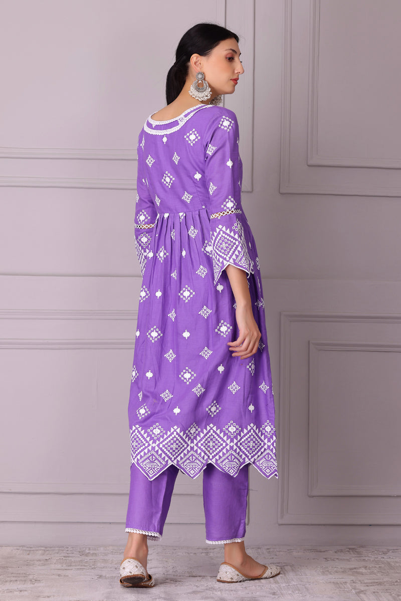 Lilac Scallop Embroidered Kurta Set