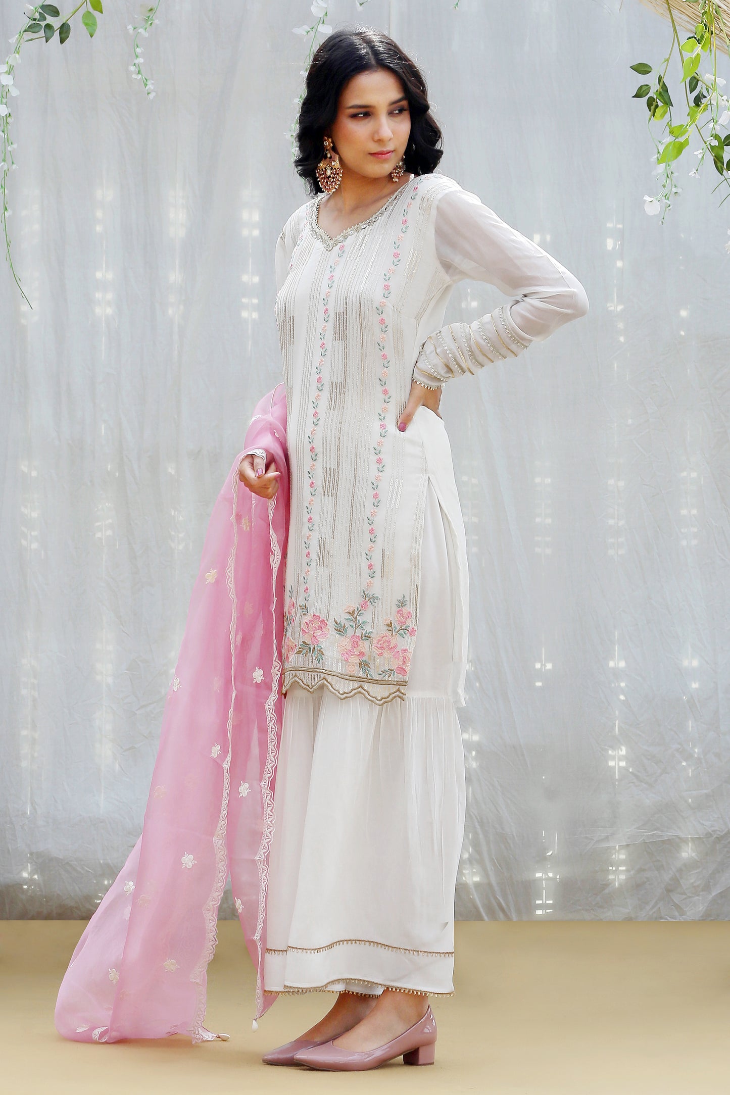 Daisy multicolored embroidered Kurta Set with Organza Dupatta