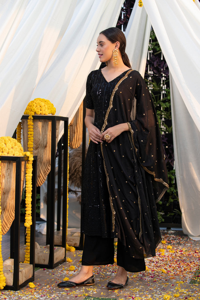 Black Sequence Embroidered Kurta Set with Scallop Embroidered Dupatta