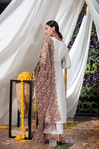 Cream Embroidered Suit Set With Organza Dupatta